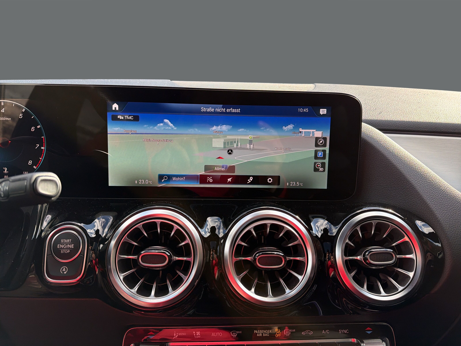 MERCEDES-BENZ GLA 35 AMG 4Matic - 16