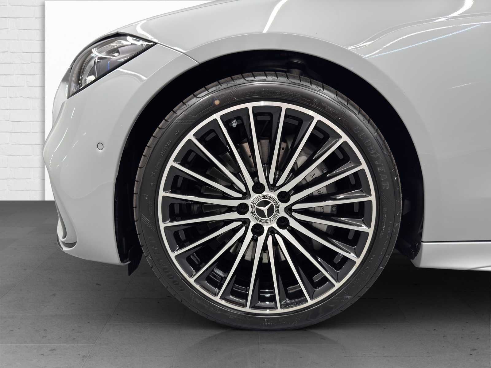 MERCEDES-BENZ C 220 d AMG Line 4Matic Swiss Star - 6