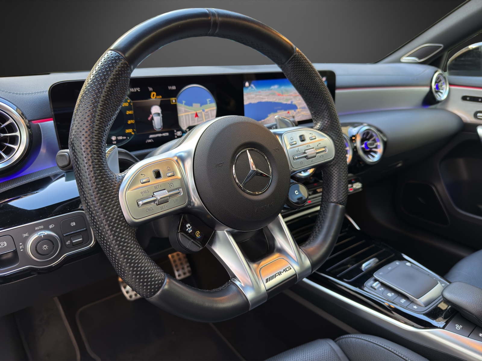 MERCEDES-BENZ A 45 S AMG 4Matic+ Speedshift - 12