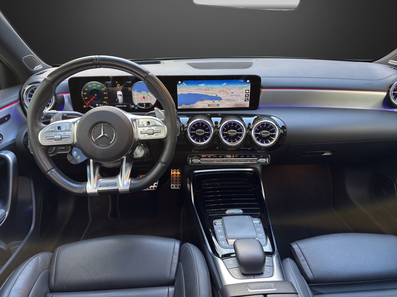 MERCEDES-BENZ A 45 S AMG 4Matic+ Speedshift - 11