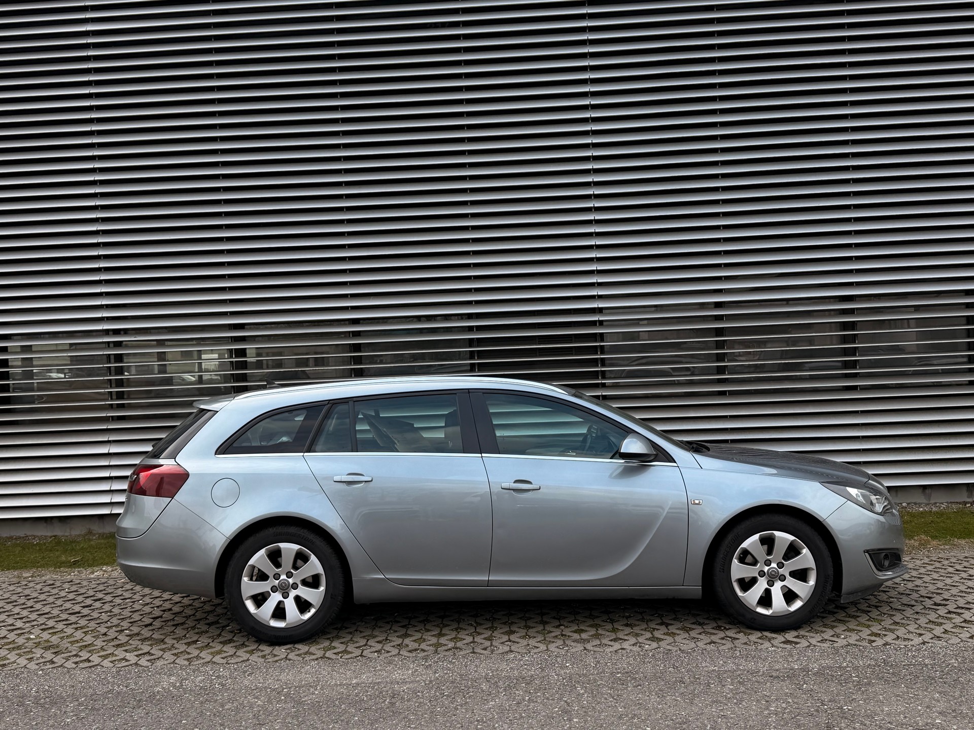 OPEL Insignia Sports Tourer 2.0 CDTI ecoFlex Edition - 2