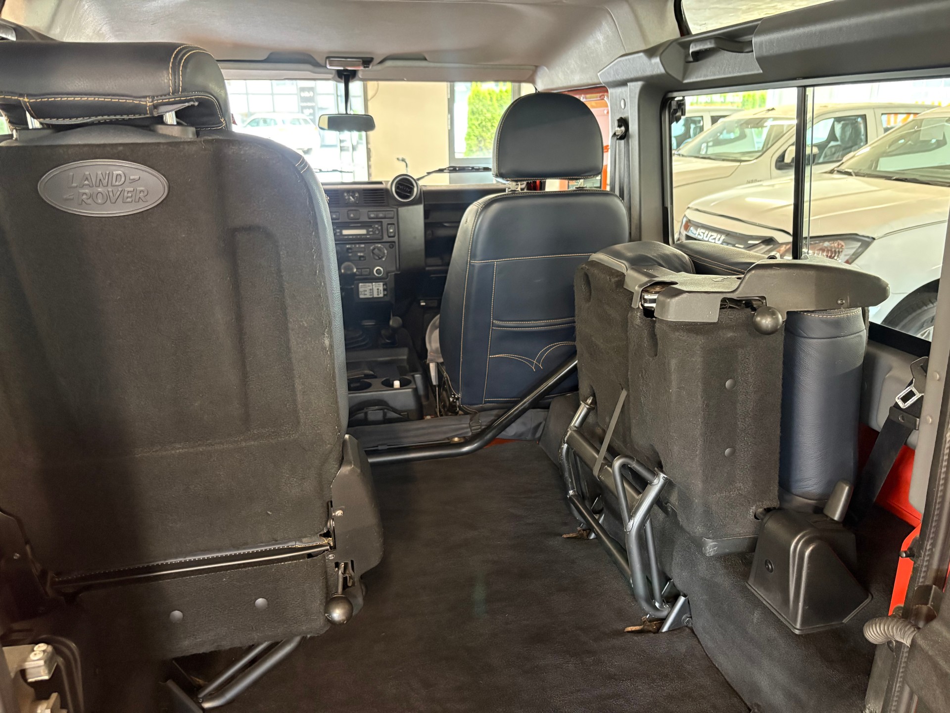 LAND ROVER Defender 90 SW 2.4Tdc - 15