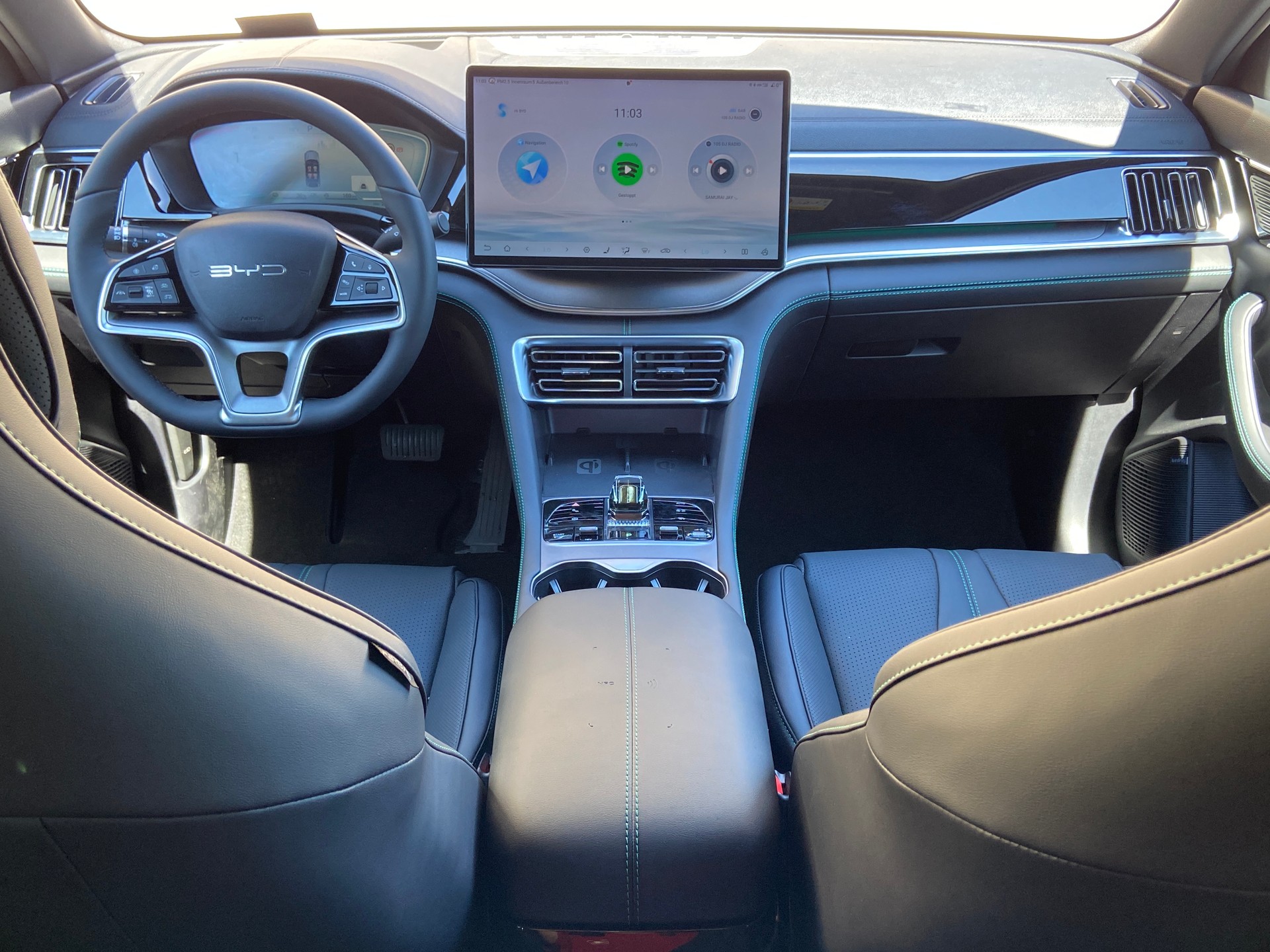 BYD Seal U DM-i Design AWD - 4