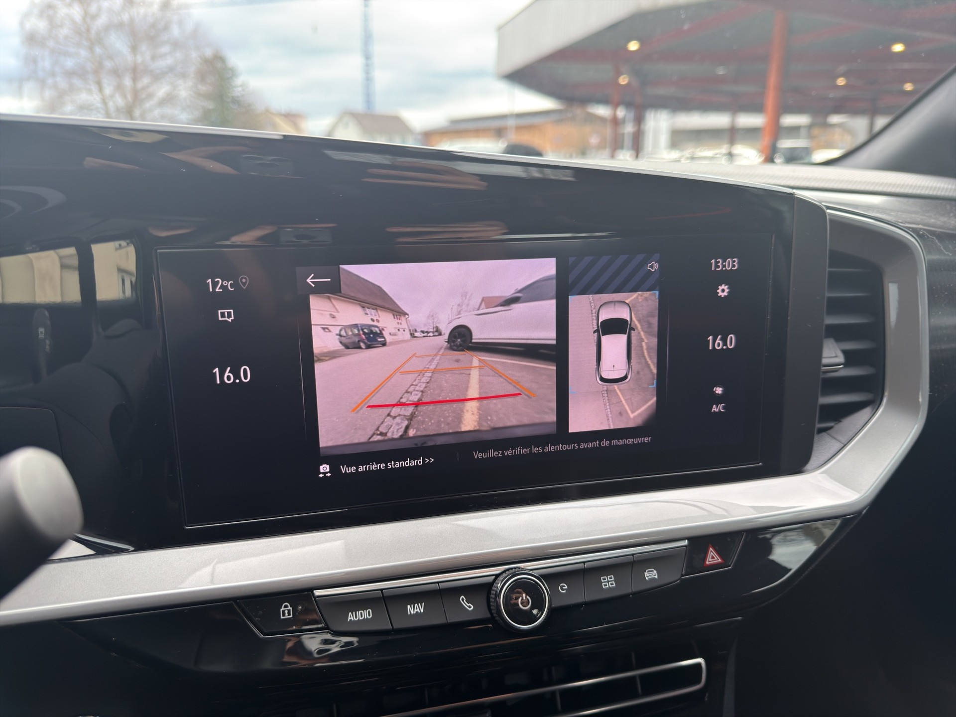 OPEL Mokka-e GS Line electric - 28