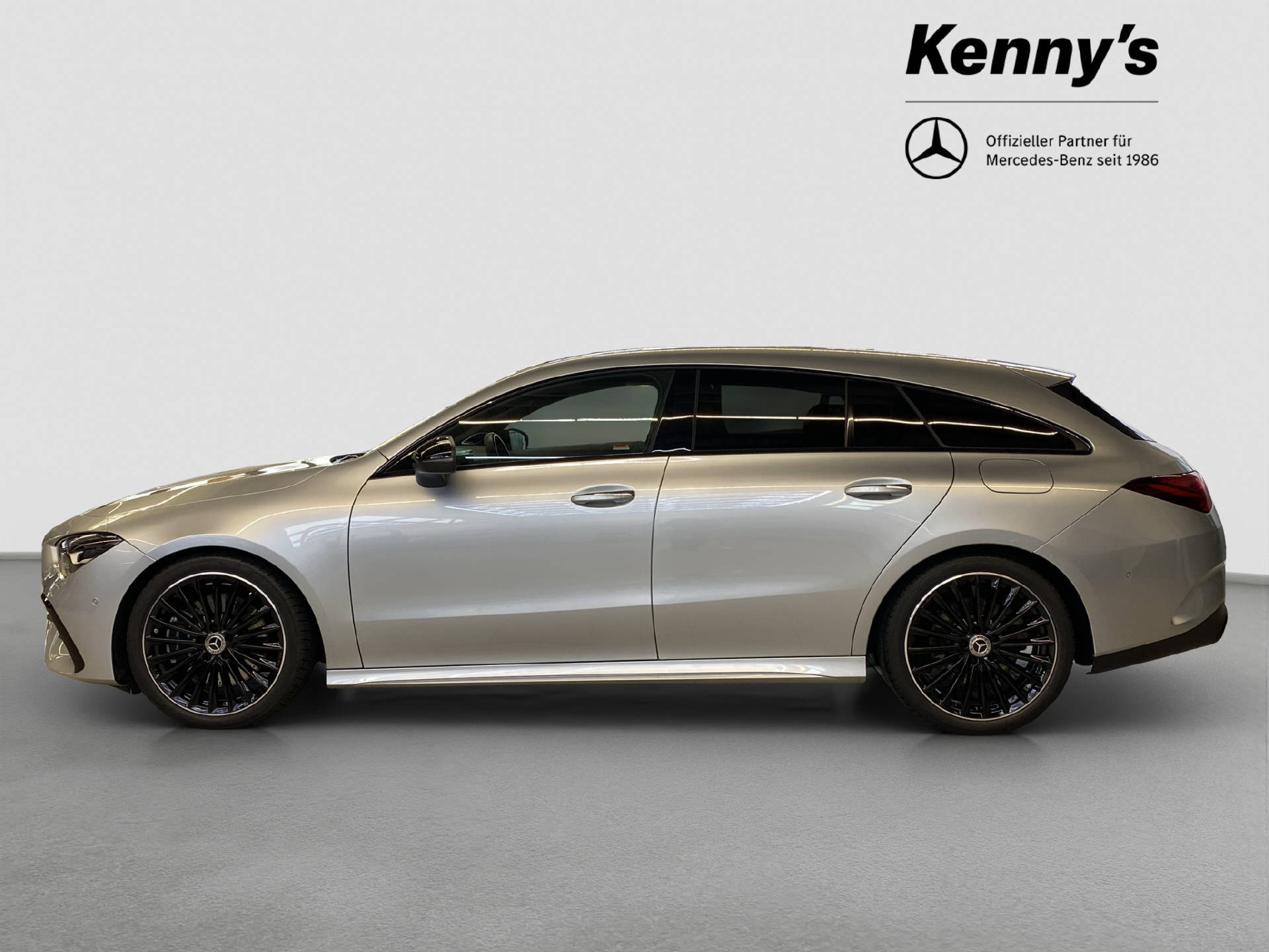MERCEDES-BENZ CLA 250 AMG Line Shooting Brake - 3