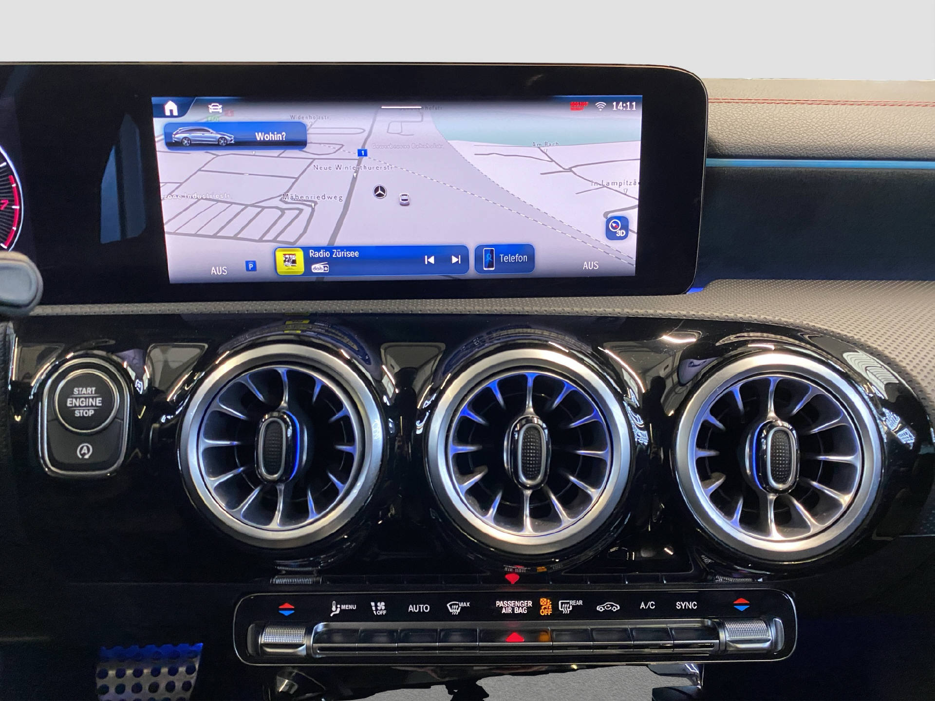 MERCEDES-BENZ CLA 250 AMG Line Shooting Brake - 12