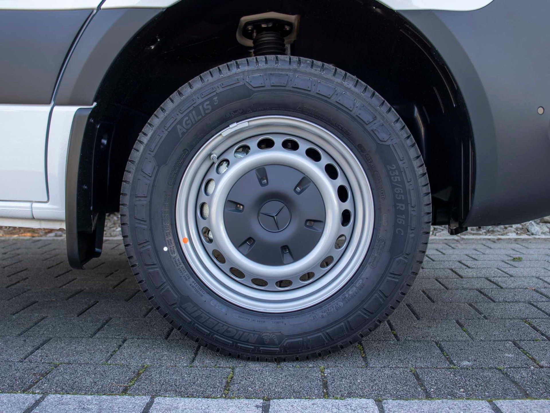 MERCEDES-BENZ Sprinter 317 CDI PRO CH Standard - 12