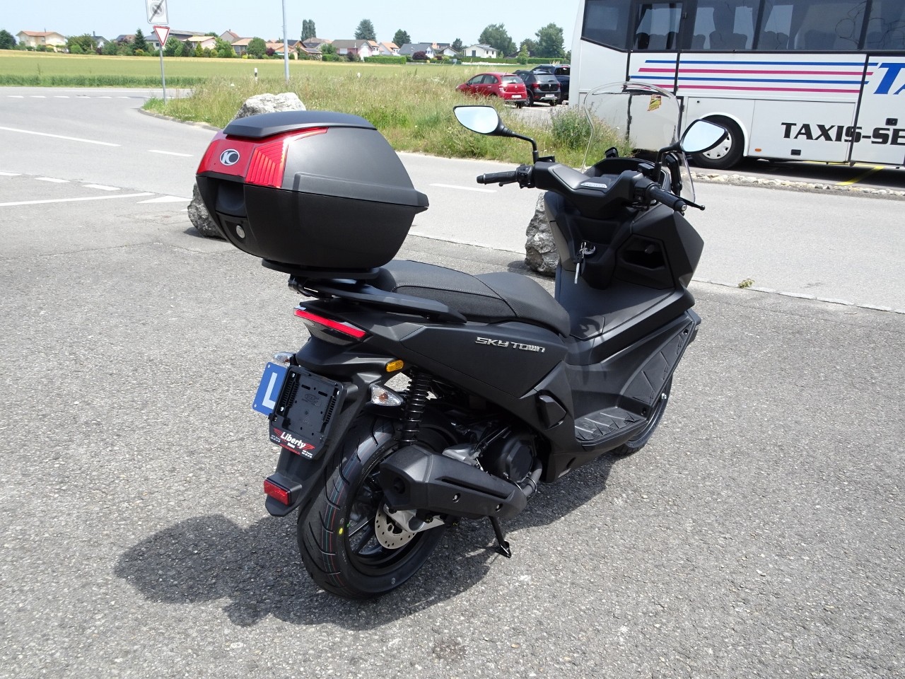 YAMAHA Kymco Sky Town 125 - 5