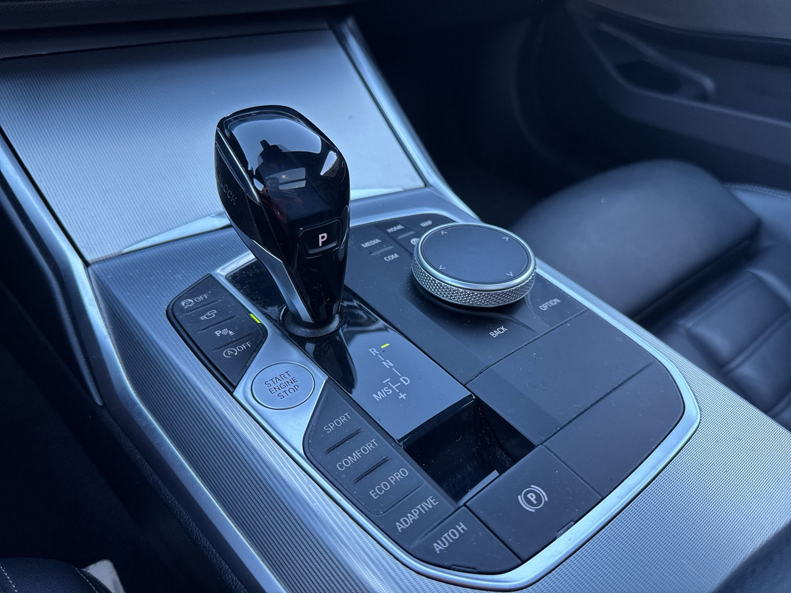 BMW 330d xDriveTouring MSport - 29