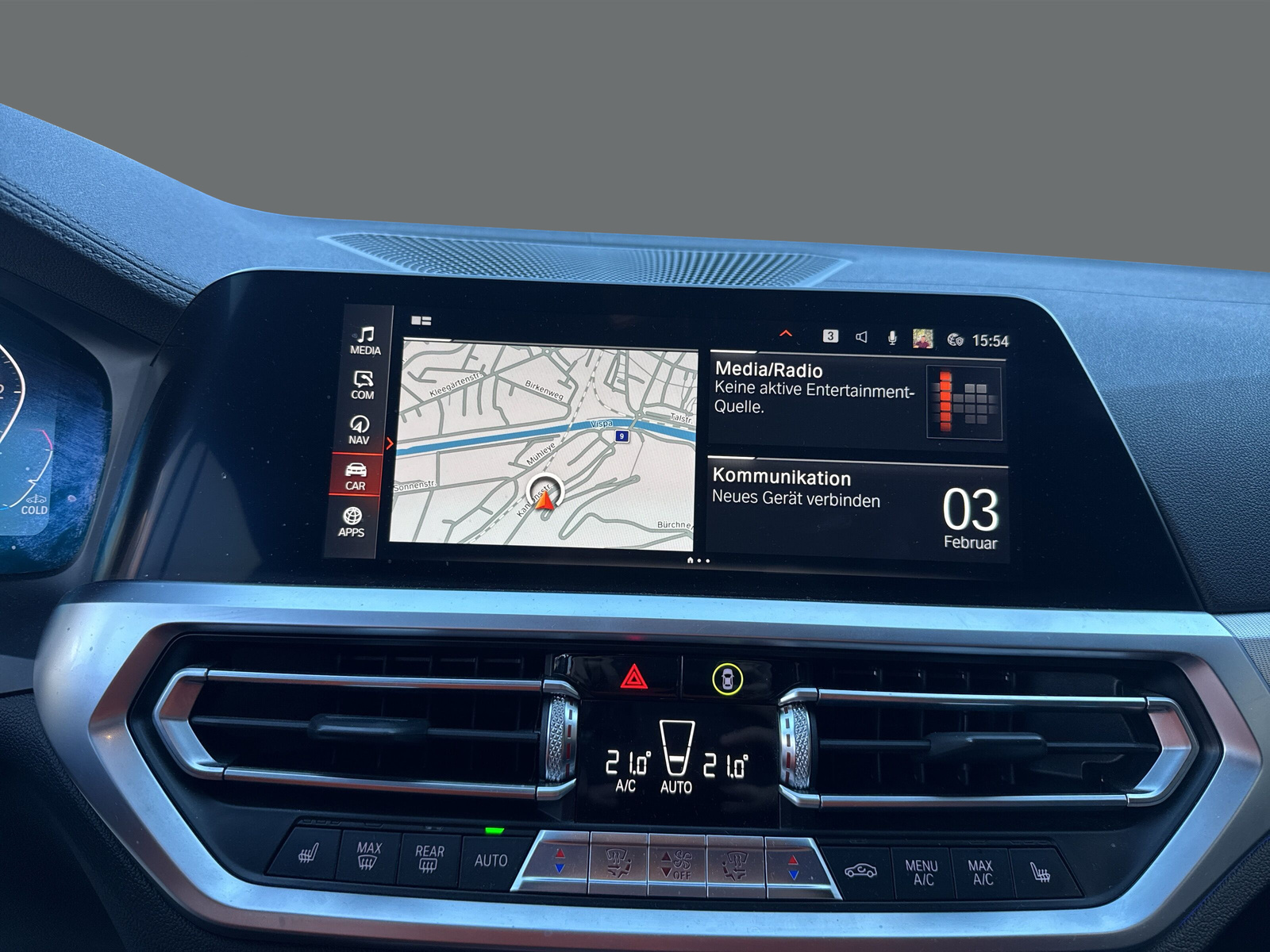 BMW 330d xDriveTouring MSport - 16