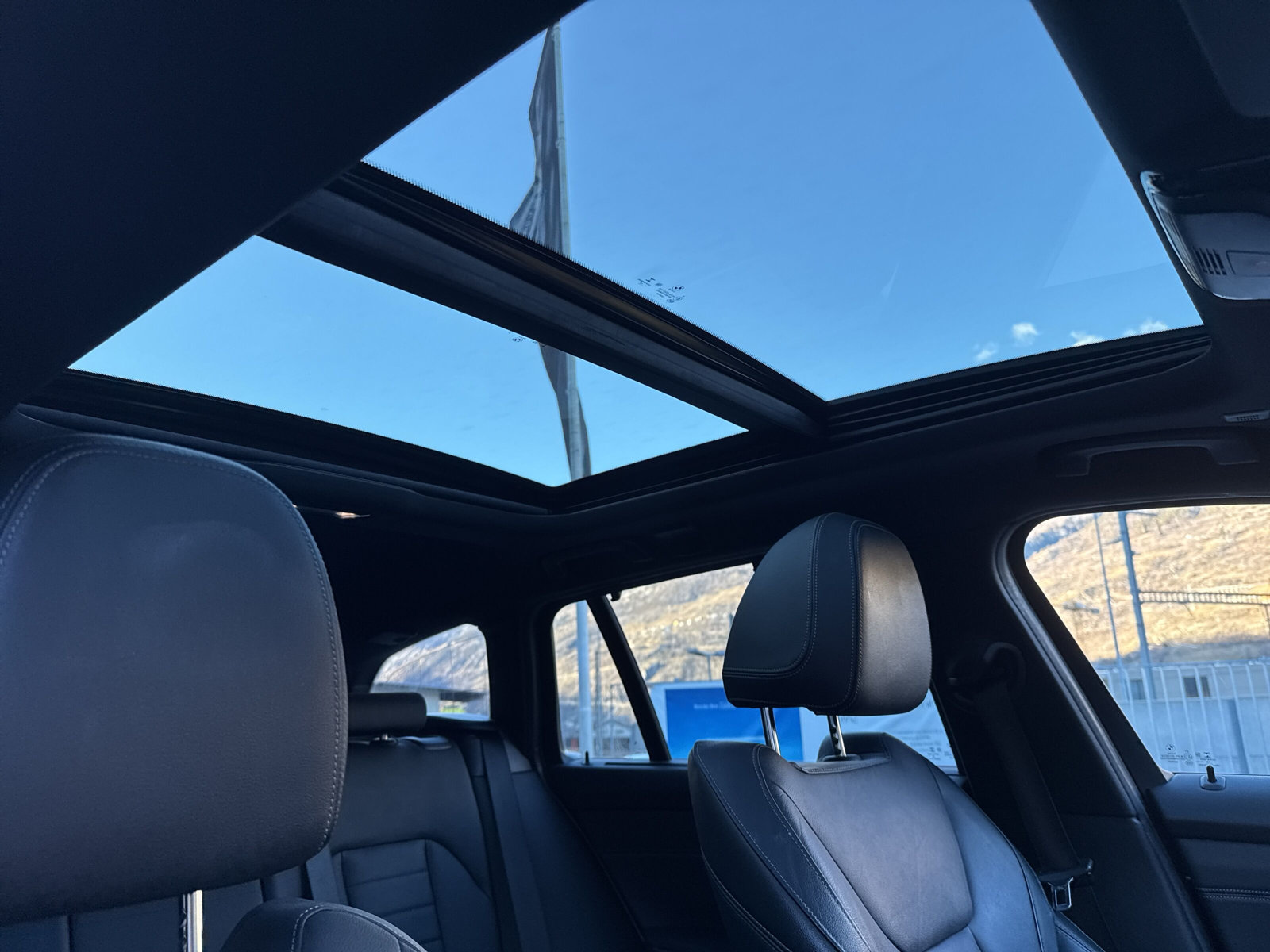 BMW 330d xDriveTouring MSport - 25