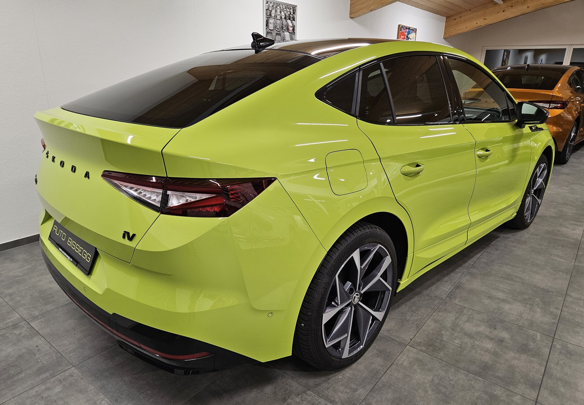 SKODA Enyaq Coupé RS 85 4x4 mit 340 PS und Anhängerkupplung - 10
