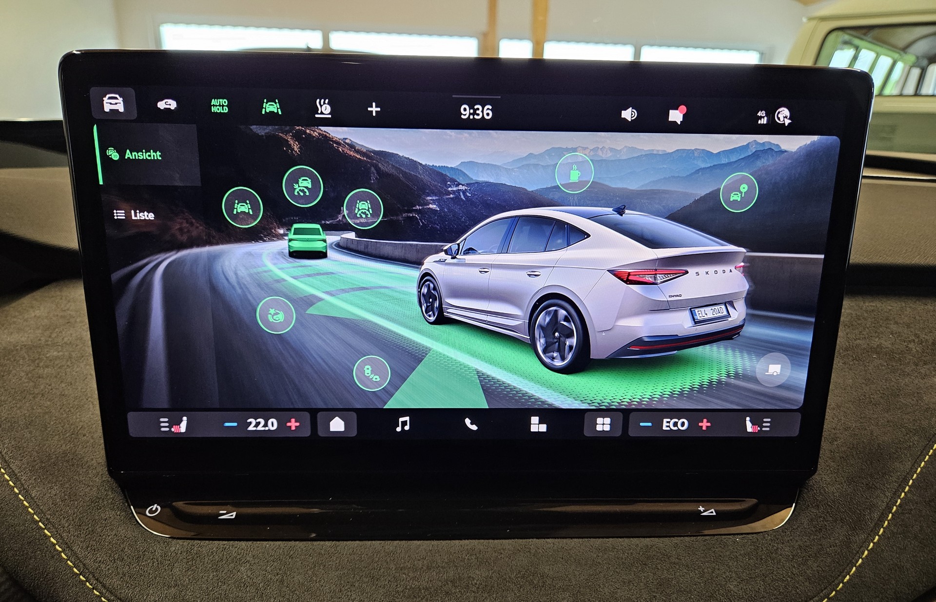 SKODA Enyaq Coupé RS 85 4x4 mit 340 PS und Anhängerkupplung - 23
