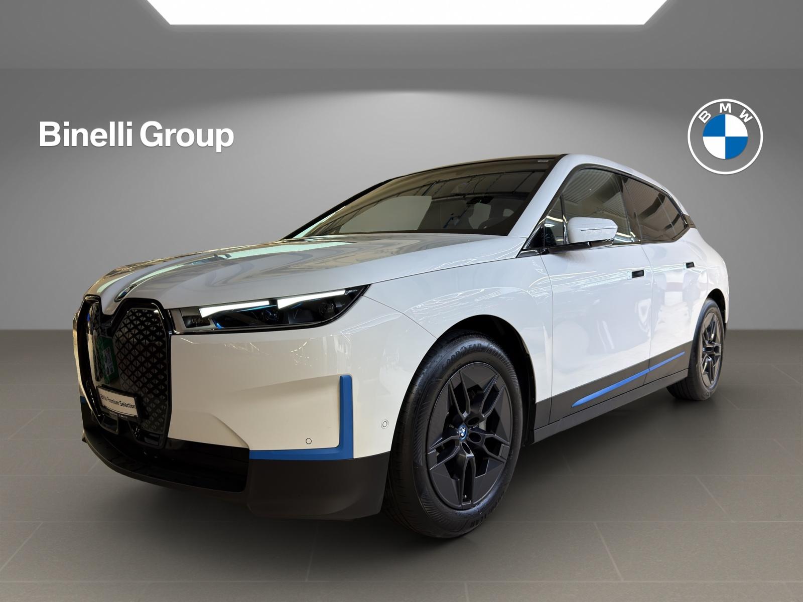 iX xDrive50