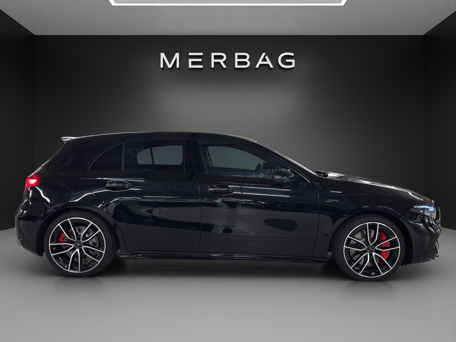 MERCEDES-BENZ A AMG 35 4Matic 8G-DCT - 8