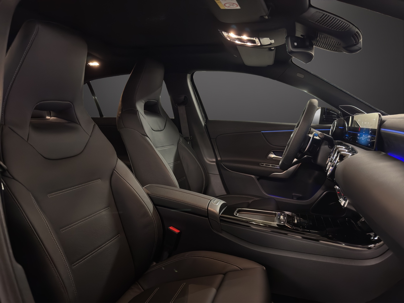 MERCEDES-BENZ A AMG 35 4Matic 8G-DCT - 14