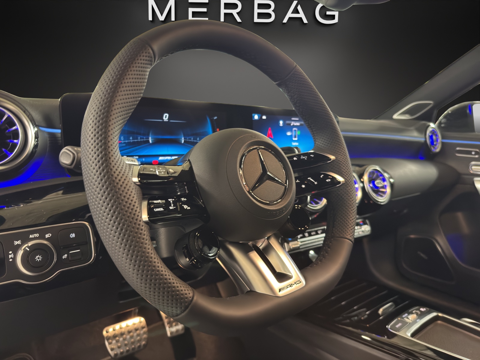 MERCEDES-BENZ A AMG 35 4Matic 8G-DCT - 11