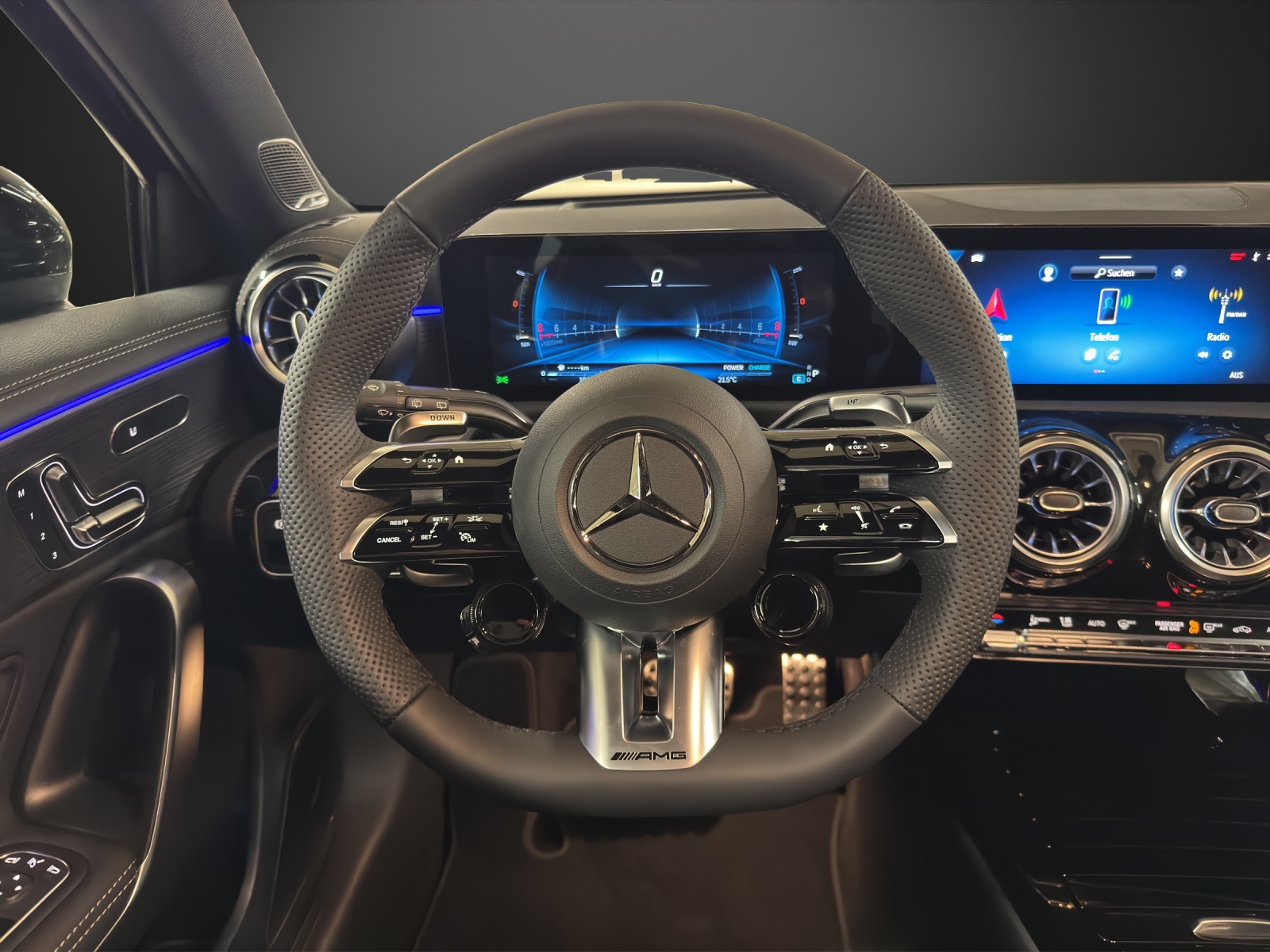 MERCEDES-BENZ A AMG 35 4Matic 8G-DCT - 13