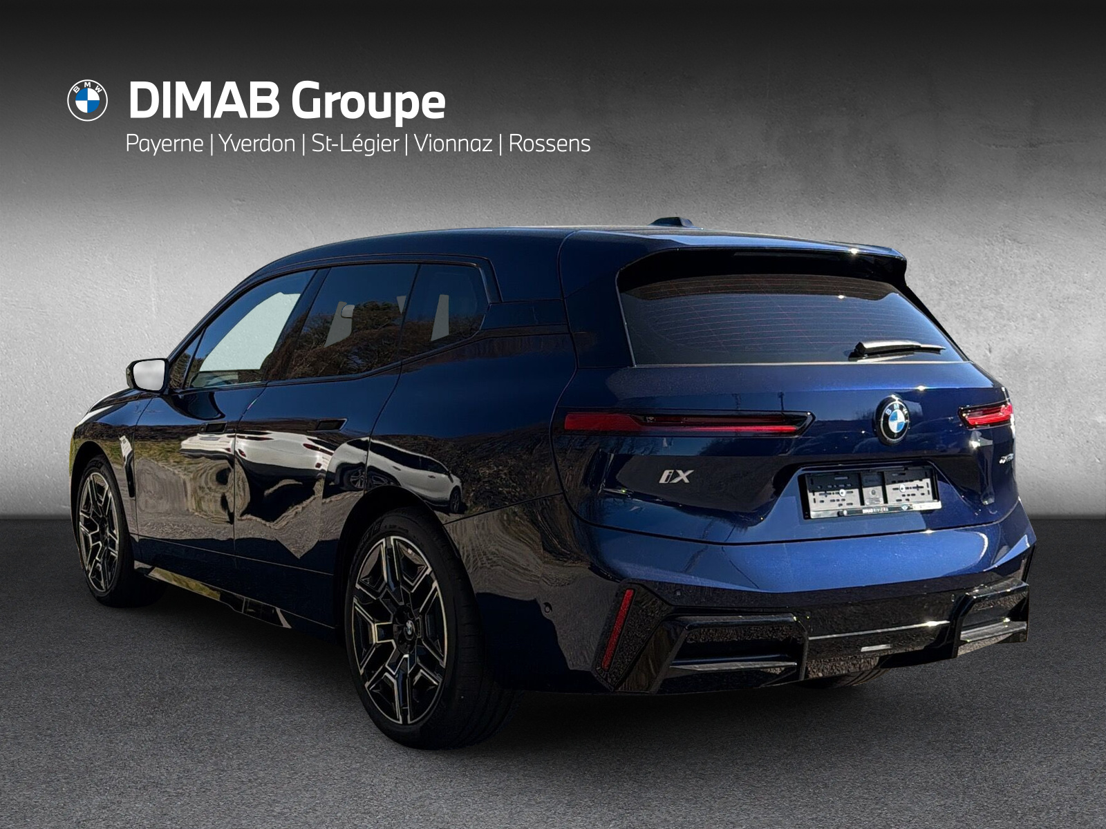 BMW iX xDrive60 M Sport - 3