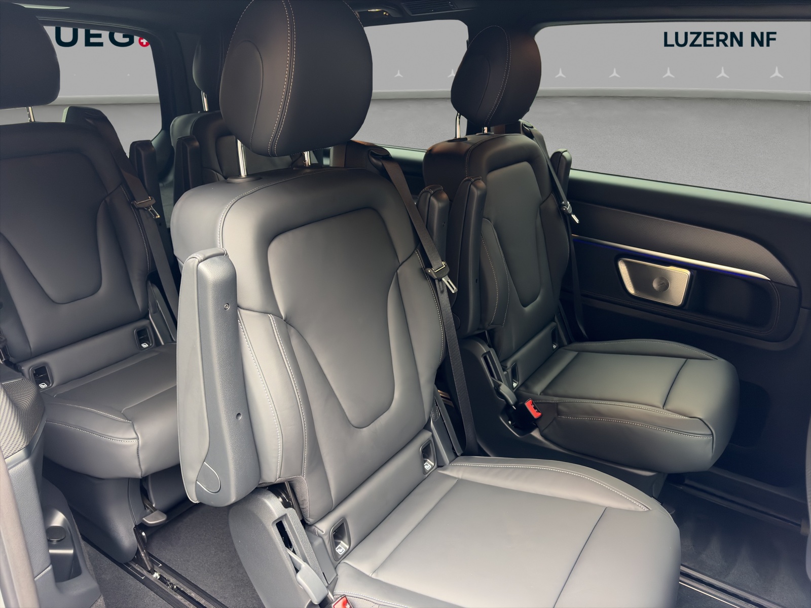 MERCEDES-BENZ V 300 d lang 4Matic Swiss Edition 9G-Tronic - 8