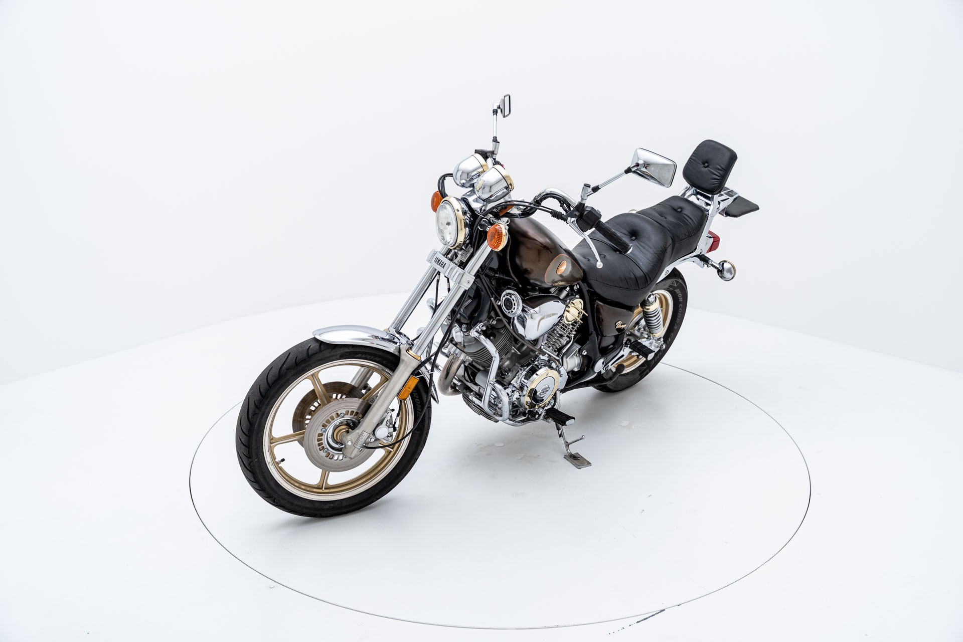 YAMAHA XV 1000 Virago - 3