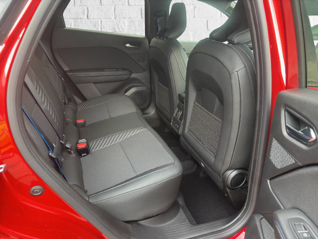 RENAULT Captur 1.8 E-Tech esprit Alpine - 13