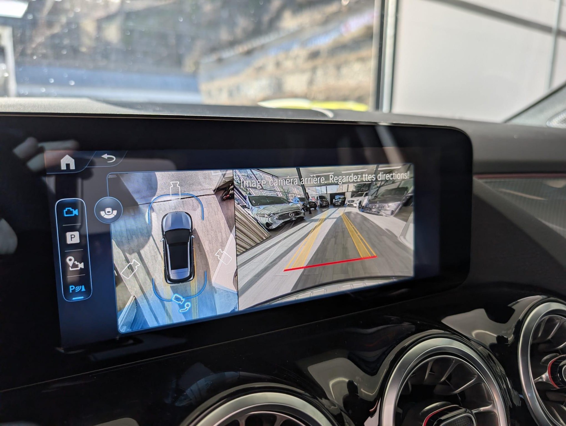 MERCEDES-BENZ GLA 250 Swiss Star Progressive 4matic - 15