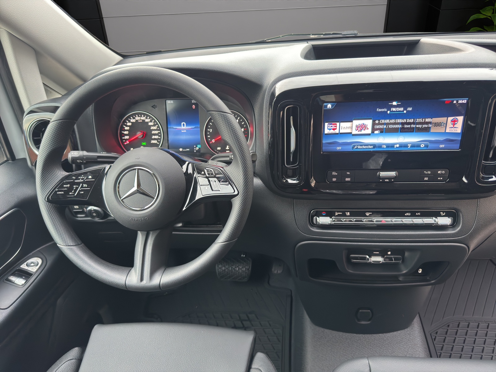 MERCEDES-BENZ Vito 116 CDI Kompakt Pro 9G-Tronic 4M - 9