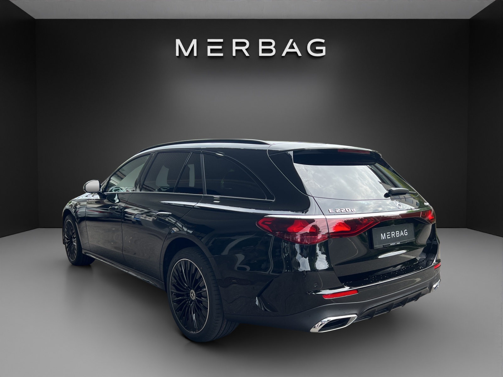 MERCEDES-BENZ E 220 d T 4Matic 9G-Tronic - 5