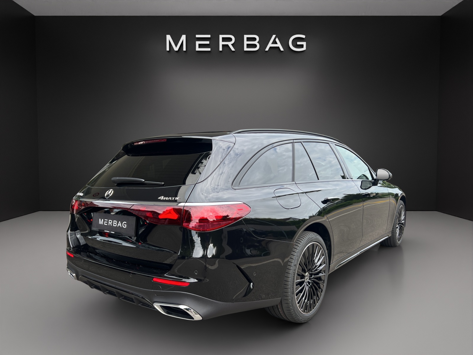 MERCEDES-BENZ E 220 d T 4Matic 9G-Tronic - 3