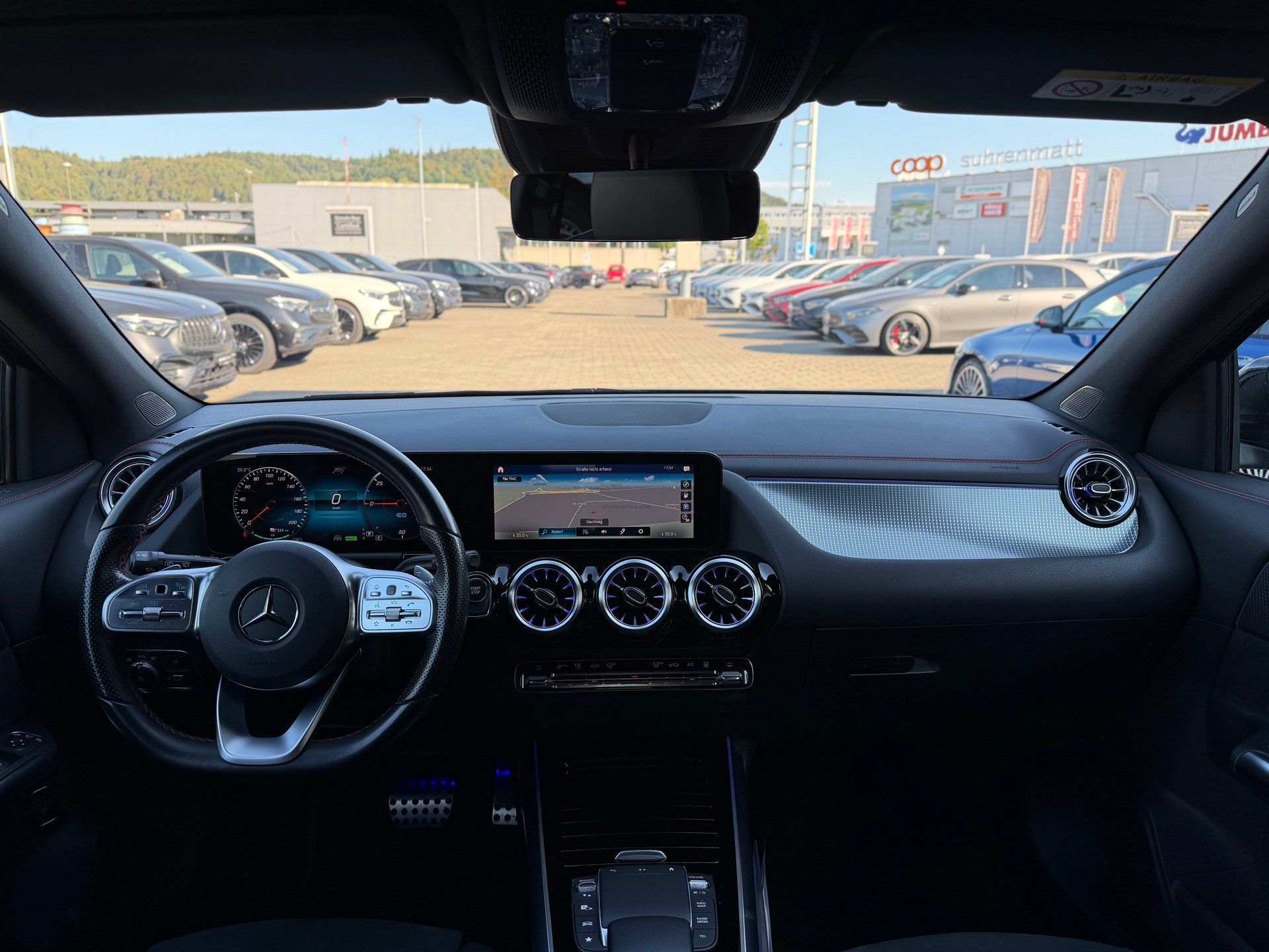 MERCEDES-BENZ EQA 250 AMG Line - 4
