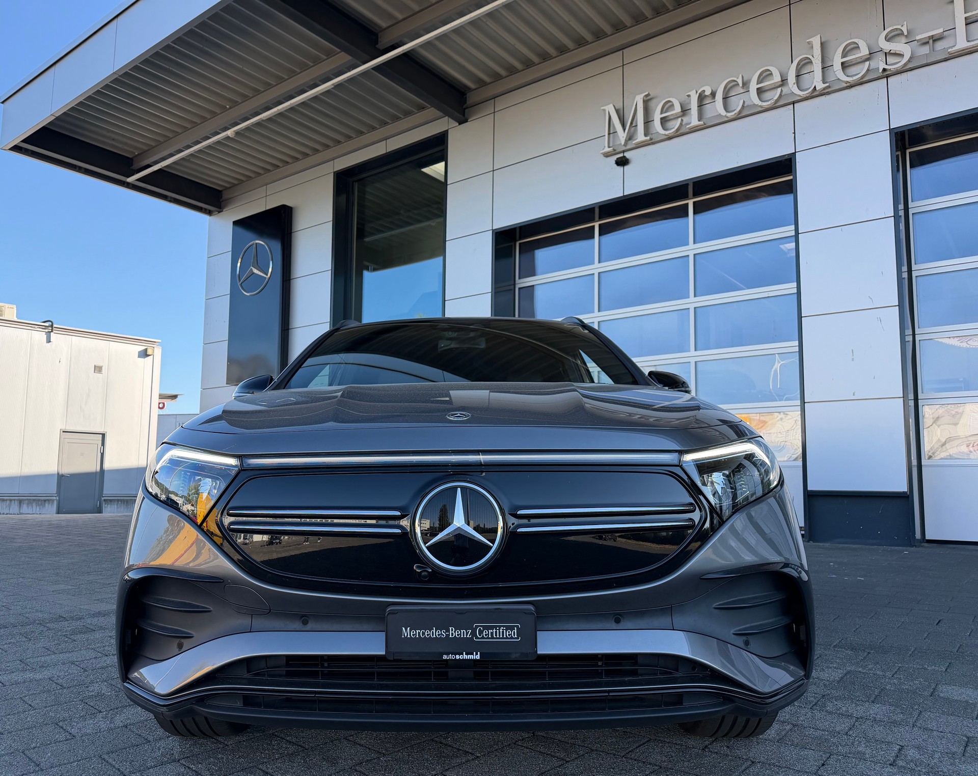 MERCEDES-BENZ EQA 250 AMG Line - 3