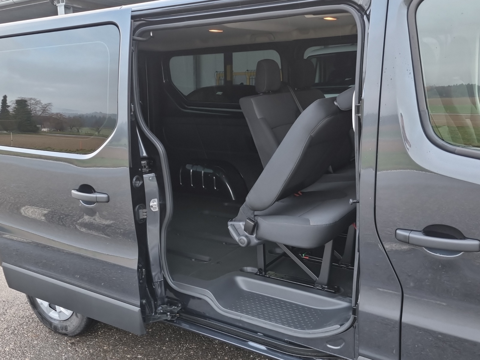 RENAULT Trafic Passenger 2.0 dCi Blue 150 evolution - 10