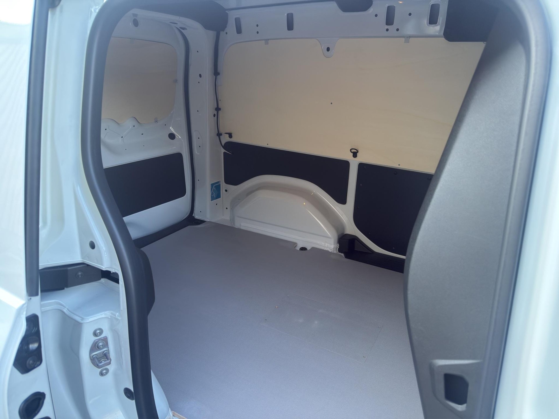 MERCEDES-BENZ eCitan Kaw. S 45 kWh - 12