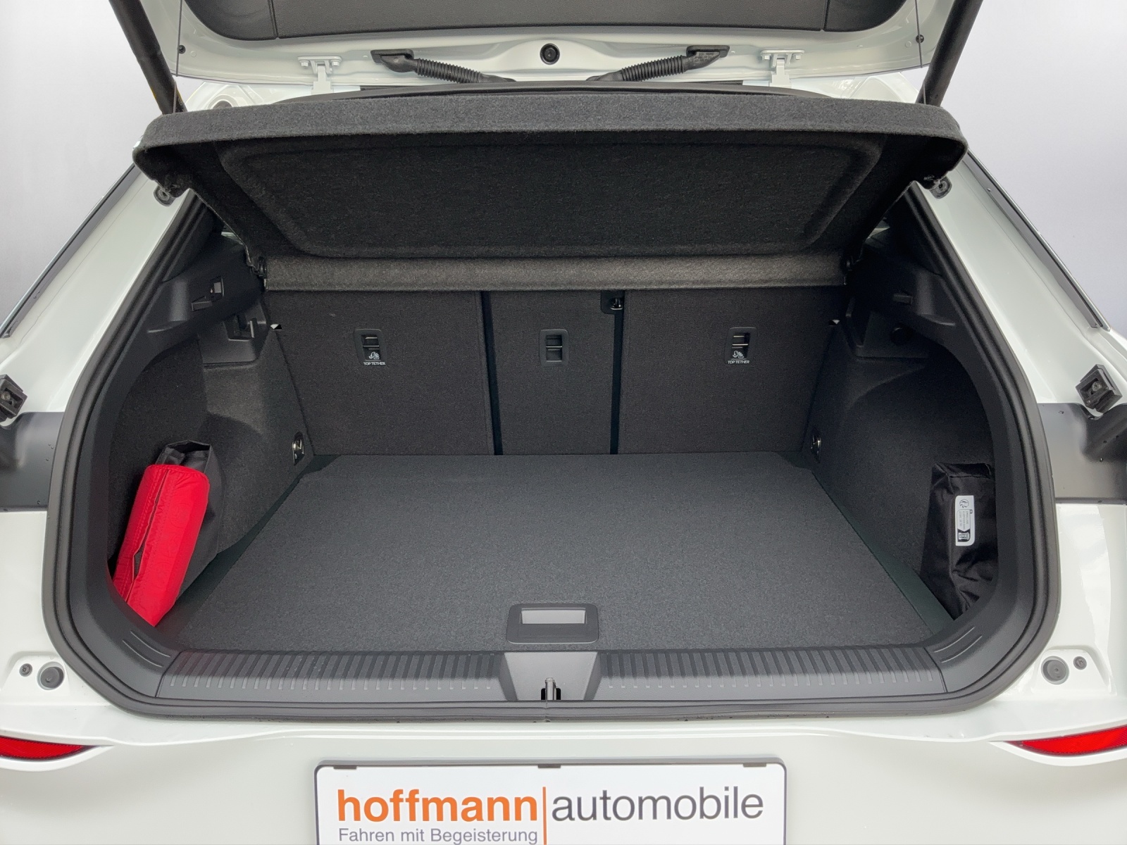 VW T-Roc 1.5 eTSI mHEV R-Line DSG - 12