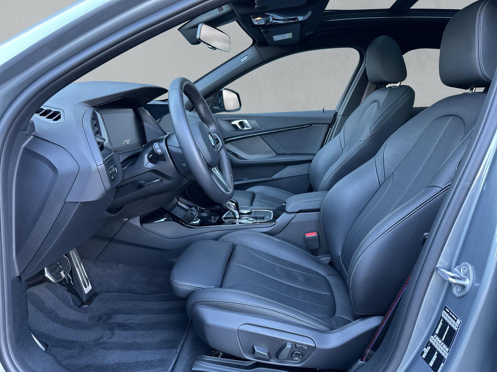BMW 120i M Sport PRO F40 (CH) - 11