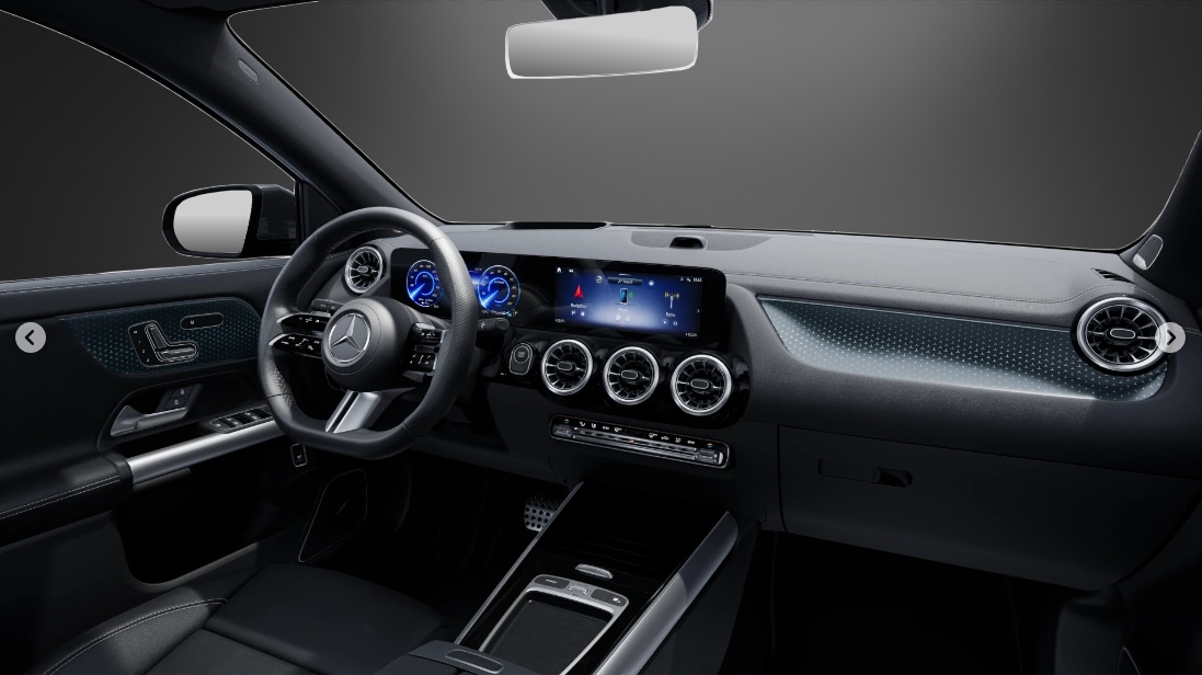 MERCEDES-BENZ EQA 350 66,5 kWh 4Matic Swiss Star - 7