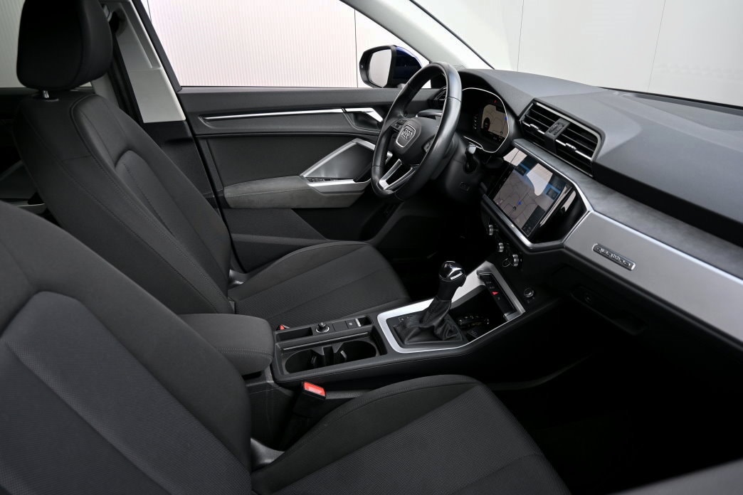AUDI Q3 2.0 TDI 40 advanced quattro S-tronic - 5
