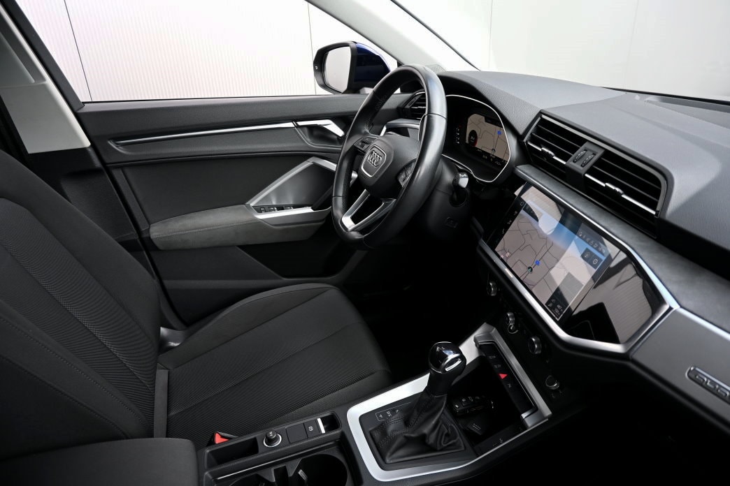 AUDI Q3 2.0 TDI 40 advanced quattro S-tronic - 7