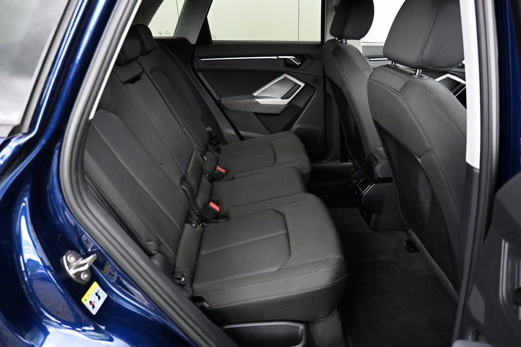 AUDI Q3 2.0 TDI 40 advanced quattro S-tronic - 8