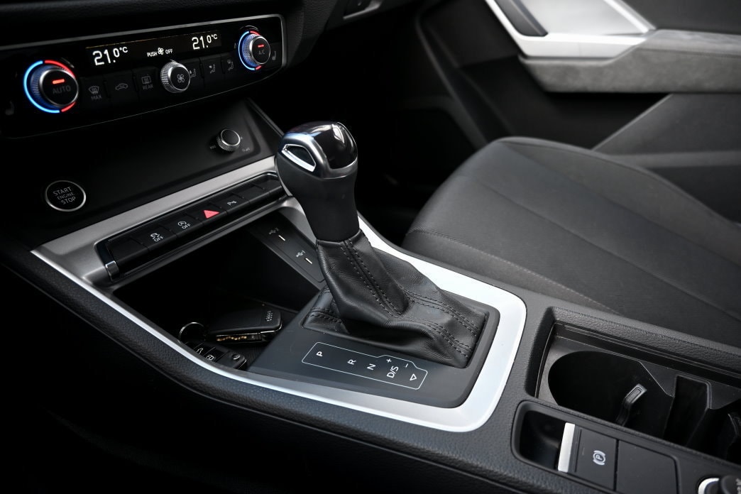 AUDI Q3 2.0 TDI 40 advanced quattro S-tronic - 10