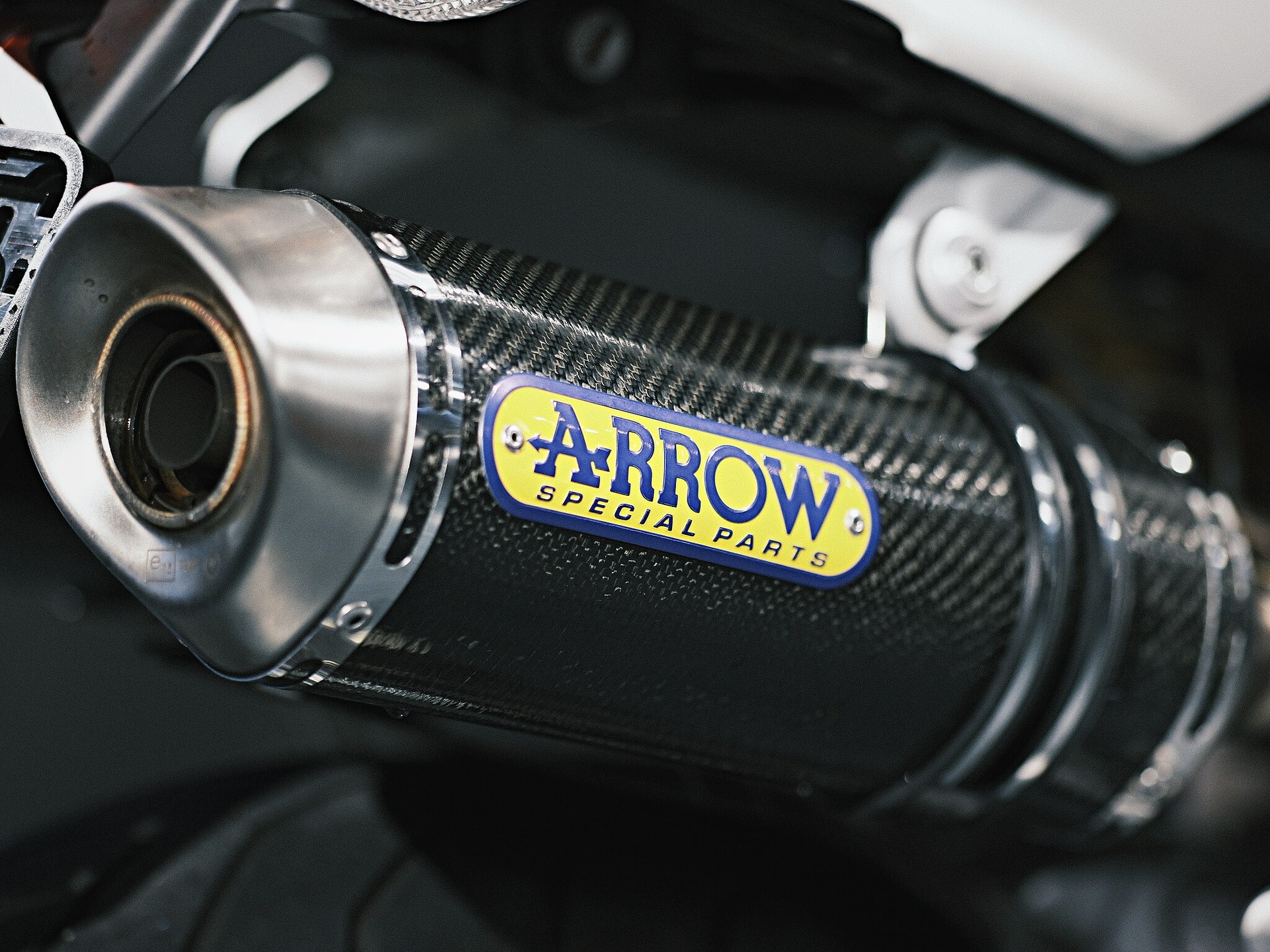 DUCATI Monster 696M plus - 9