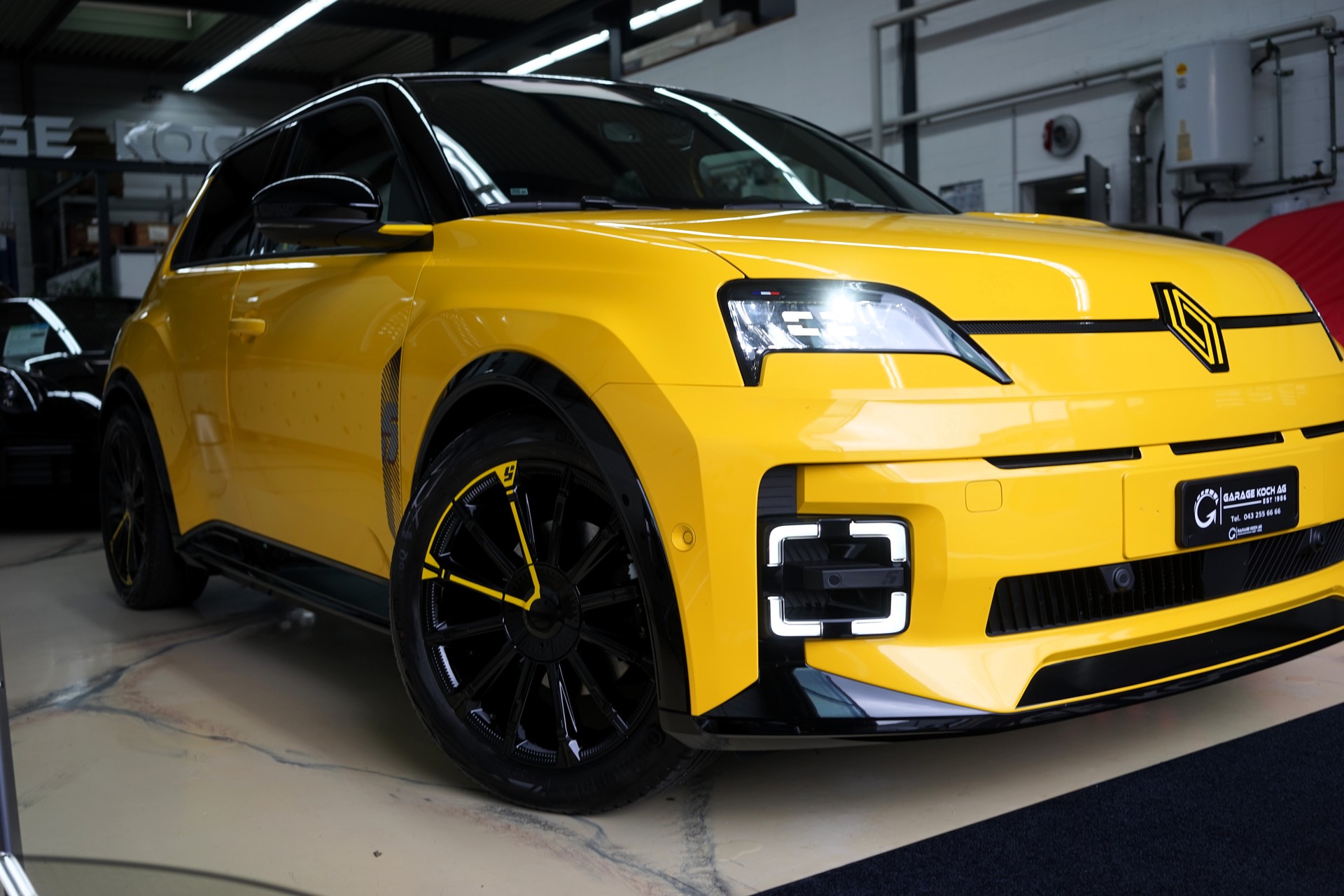 RENAULT R5 E-Tech Comfort Range 52 kWh Iconic Five - 12