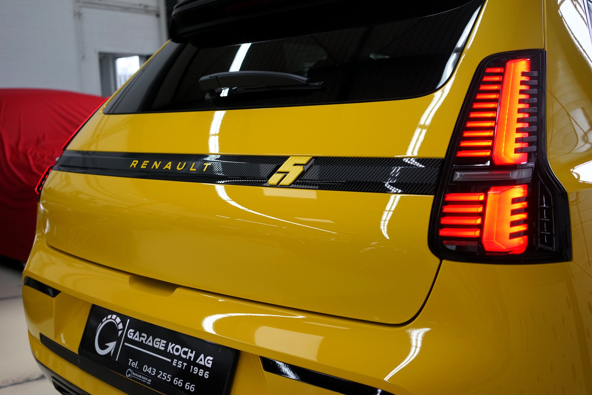 RENAULT R5 E-Tech Comfort Range 52 kWh Iconic Five - 10