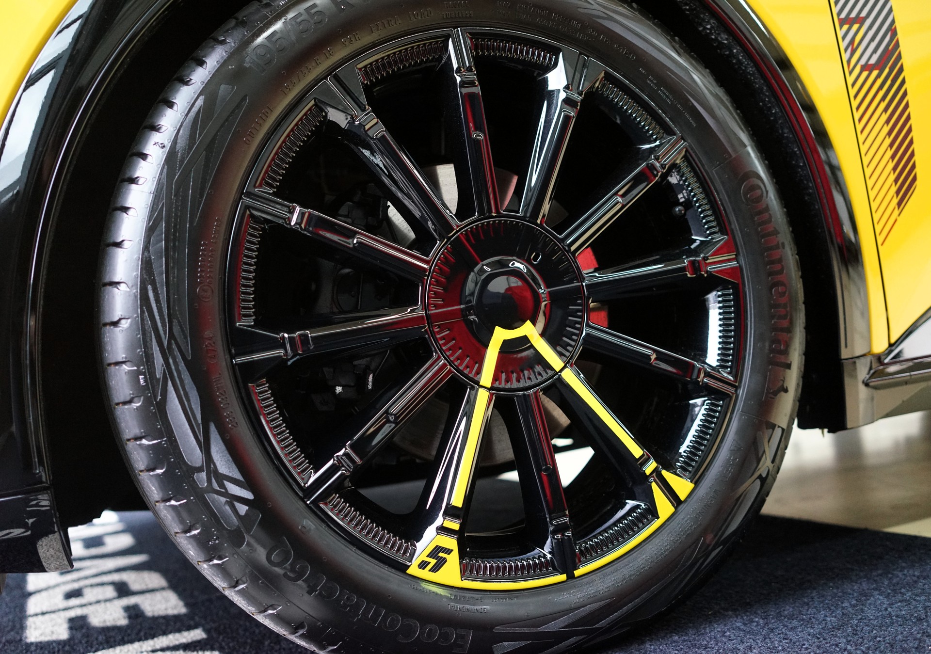 RENAULT R5 E-Tech Comfort Range 52 kWh Iconic Five - 15