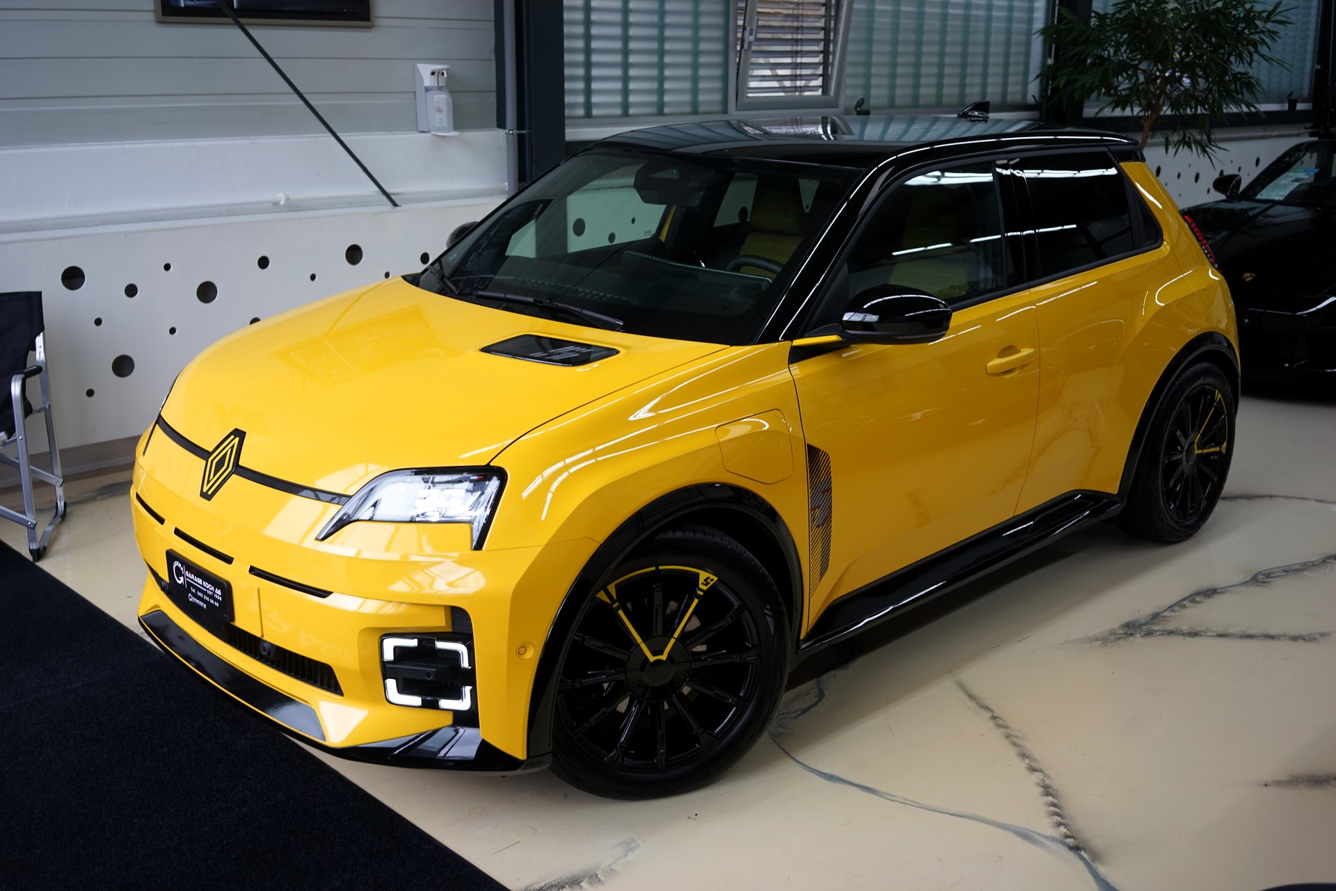 RENAULT R5 E-Tech Comfort Range 52 kWh Iconic Five - 3