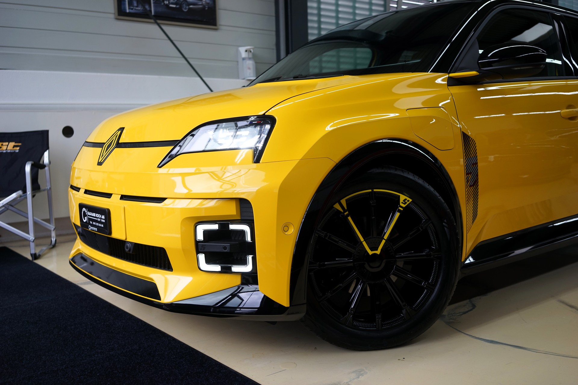 RENAULT R5 E-Tech Comfort Range 52 kWh Iconic Five - 4