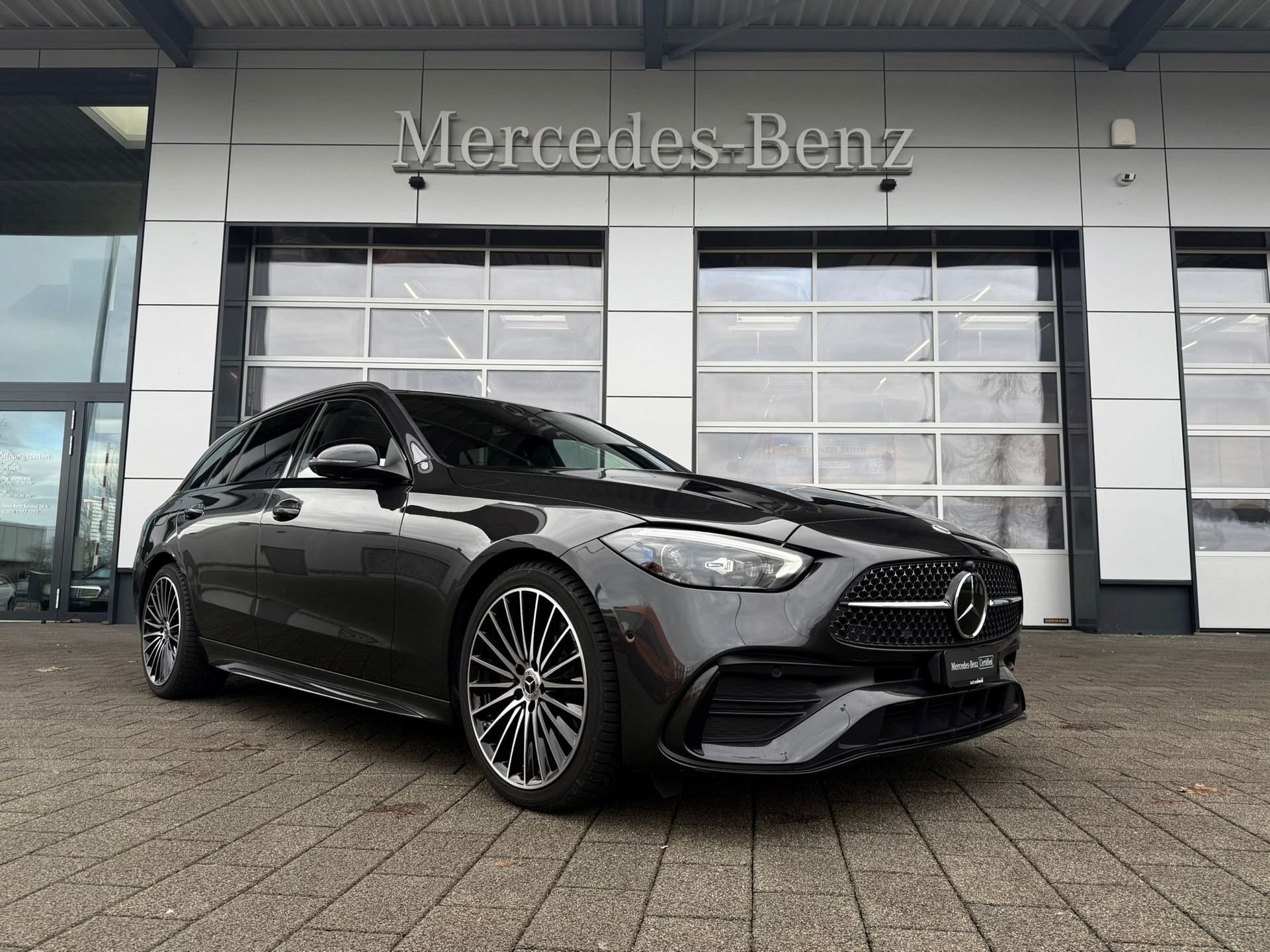 MERCEDES-BENZ C 300 AMG Line T 4 Matic