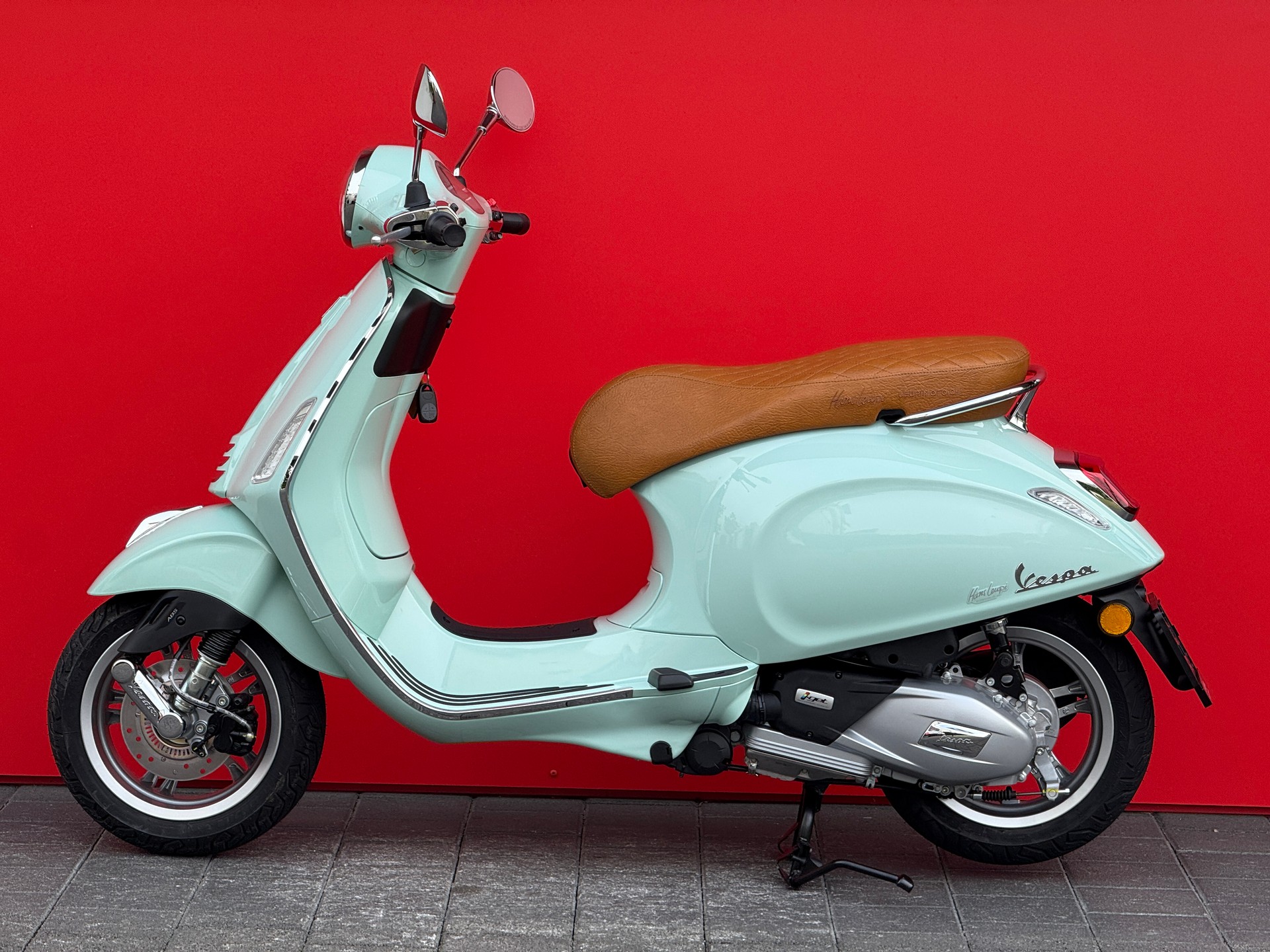 PIAGGIO Vespa 125 Primavera ABS Celebrate 40th - 11