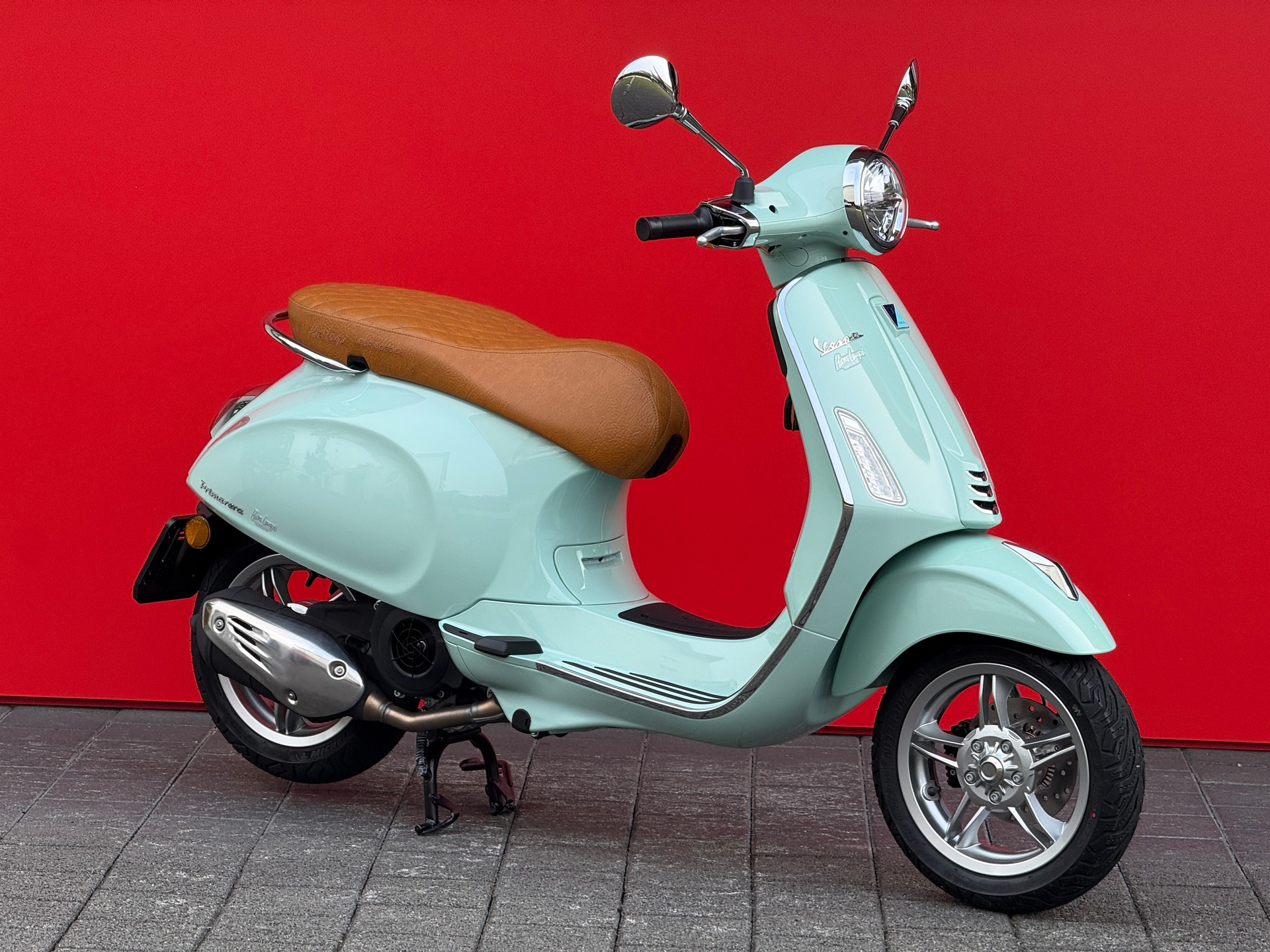 PIAGGIO Vespa 125 Primavera ABS Celebrate 40th - 1
